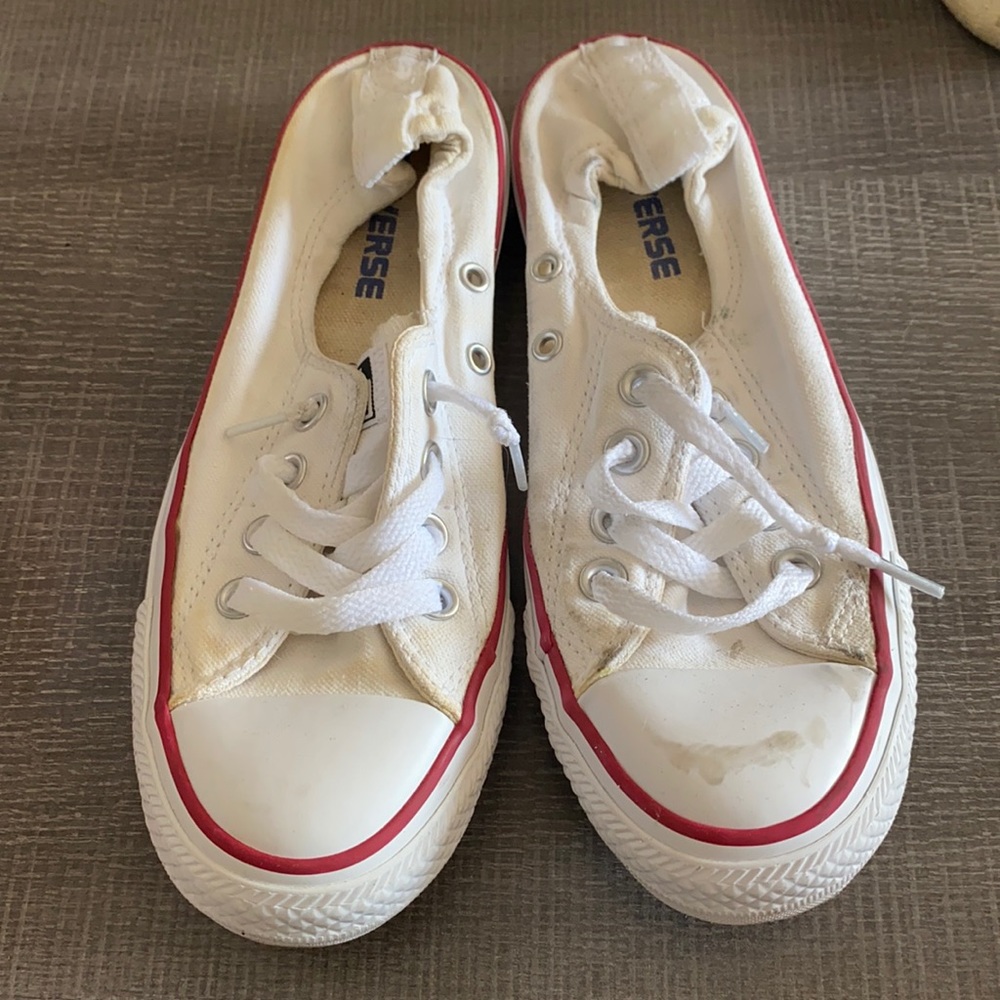 White converse slides